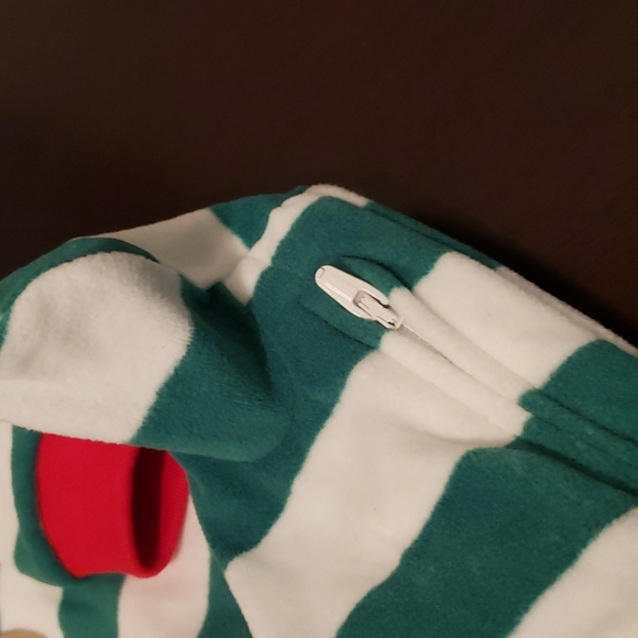 Carter's 6 months Sleeper - Picture 2 of 6